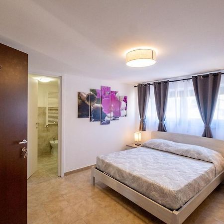 La Casa Di Lally 菲亚诺罗马诺 外观 照片